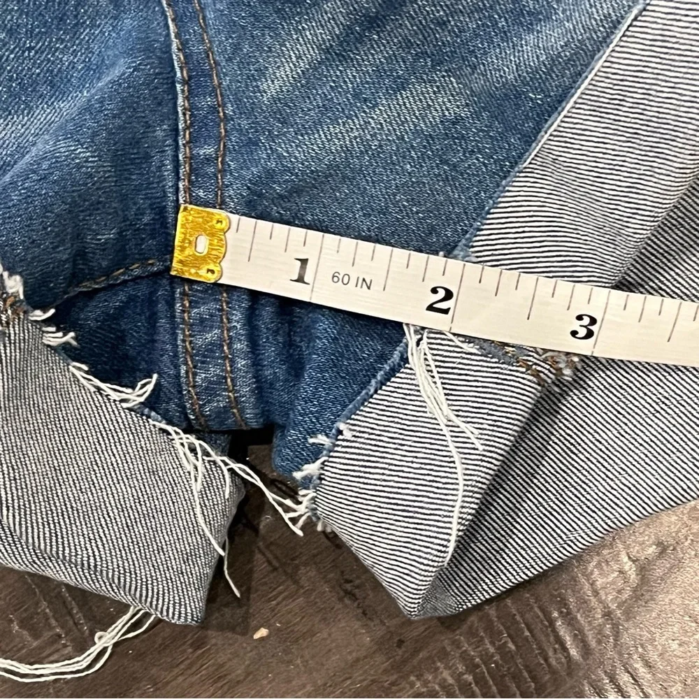 Madewell High Rise Button-Fly Denim Shorts - Size 24 - Picture 9 of 11